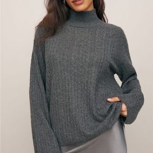 Reformation Garrett Cashmere Cable Oversized Turtleneck - Perfect Condition!!
